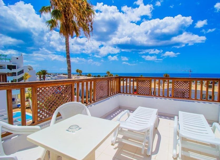 Balcony Photo