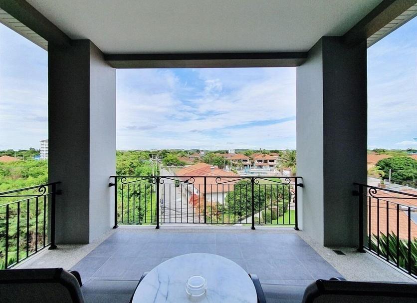 Balcony Photo