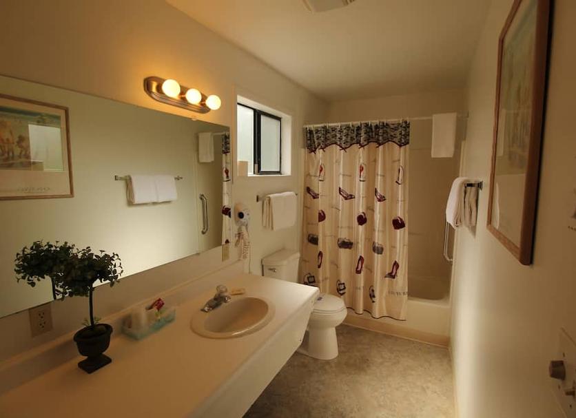 Bathroom Photo