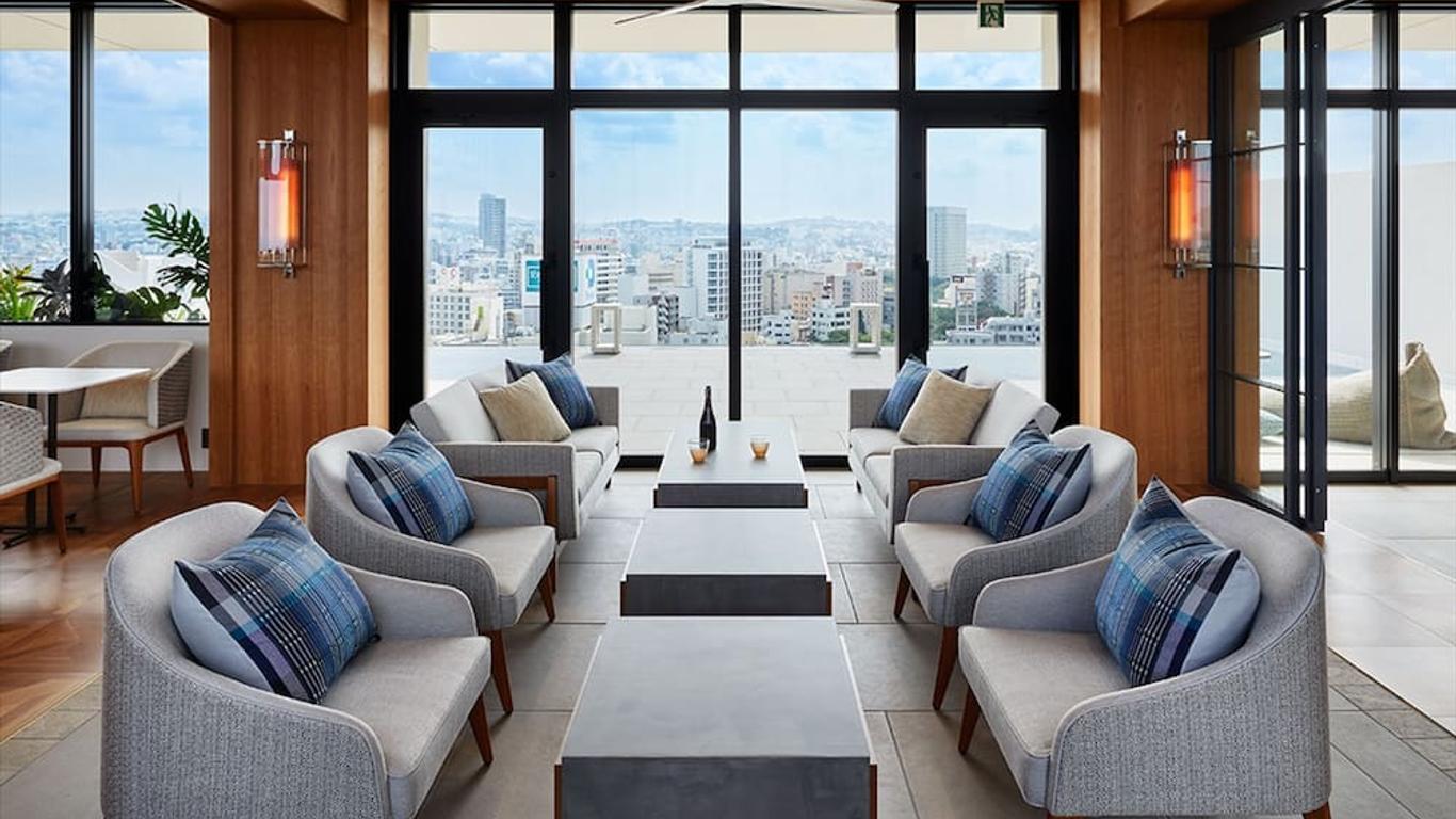 Hotel Strata Naha