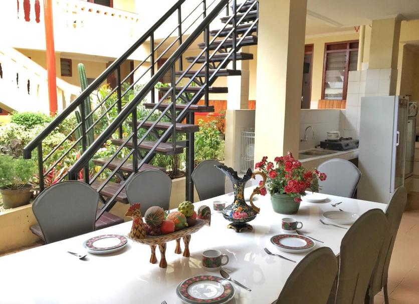 Dining room Photo