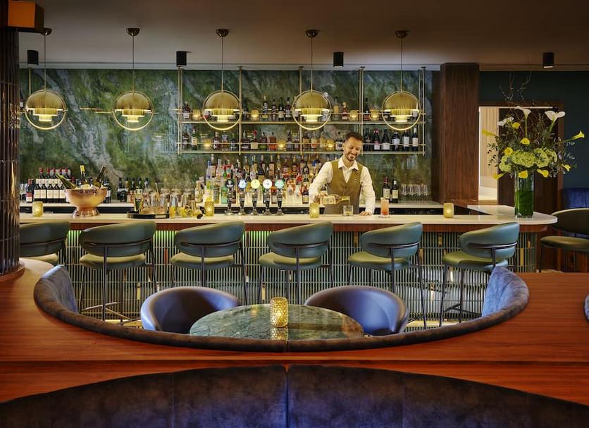 Bar Photo