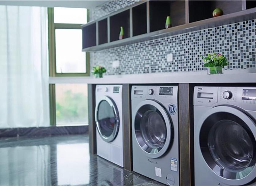 Laundry facility Photo