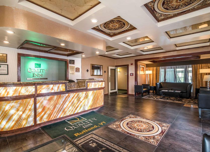 Front desk Photo