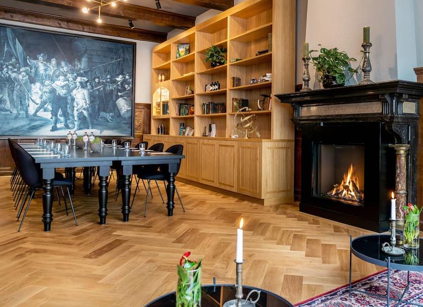 Dining room Photo