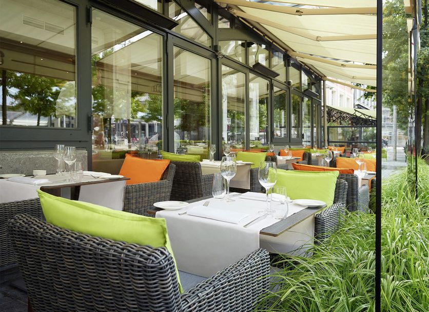Restaurant Photo
