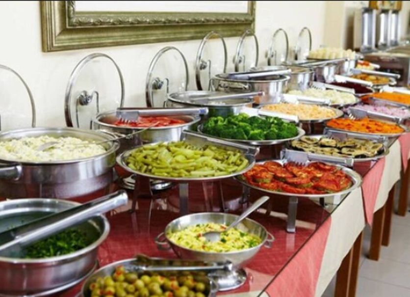 Buffet Photo