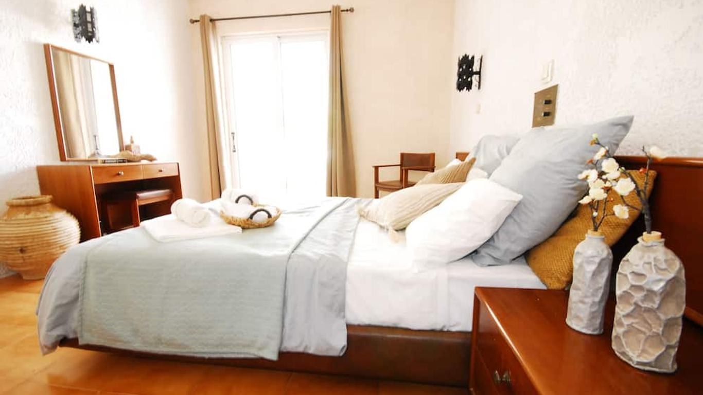Casa Mikele By Sarikas - Sea Side Suites And Studios -Adults Only