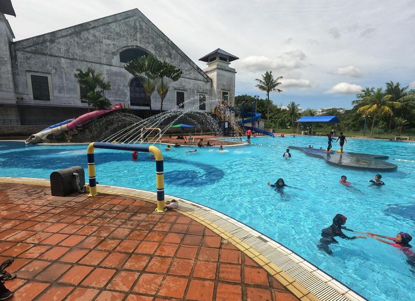 Pool Photo