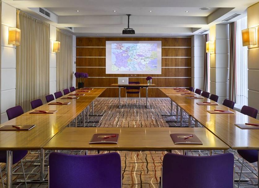 Conference room Photo
