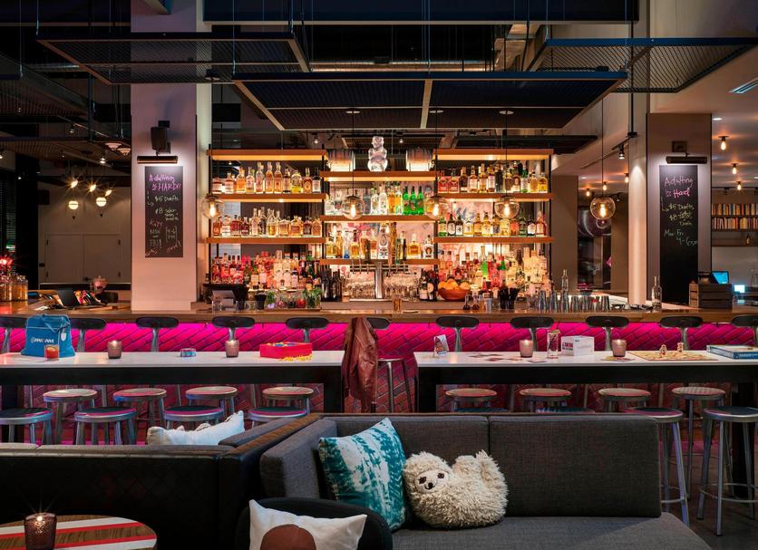 Bar Photo