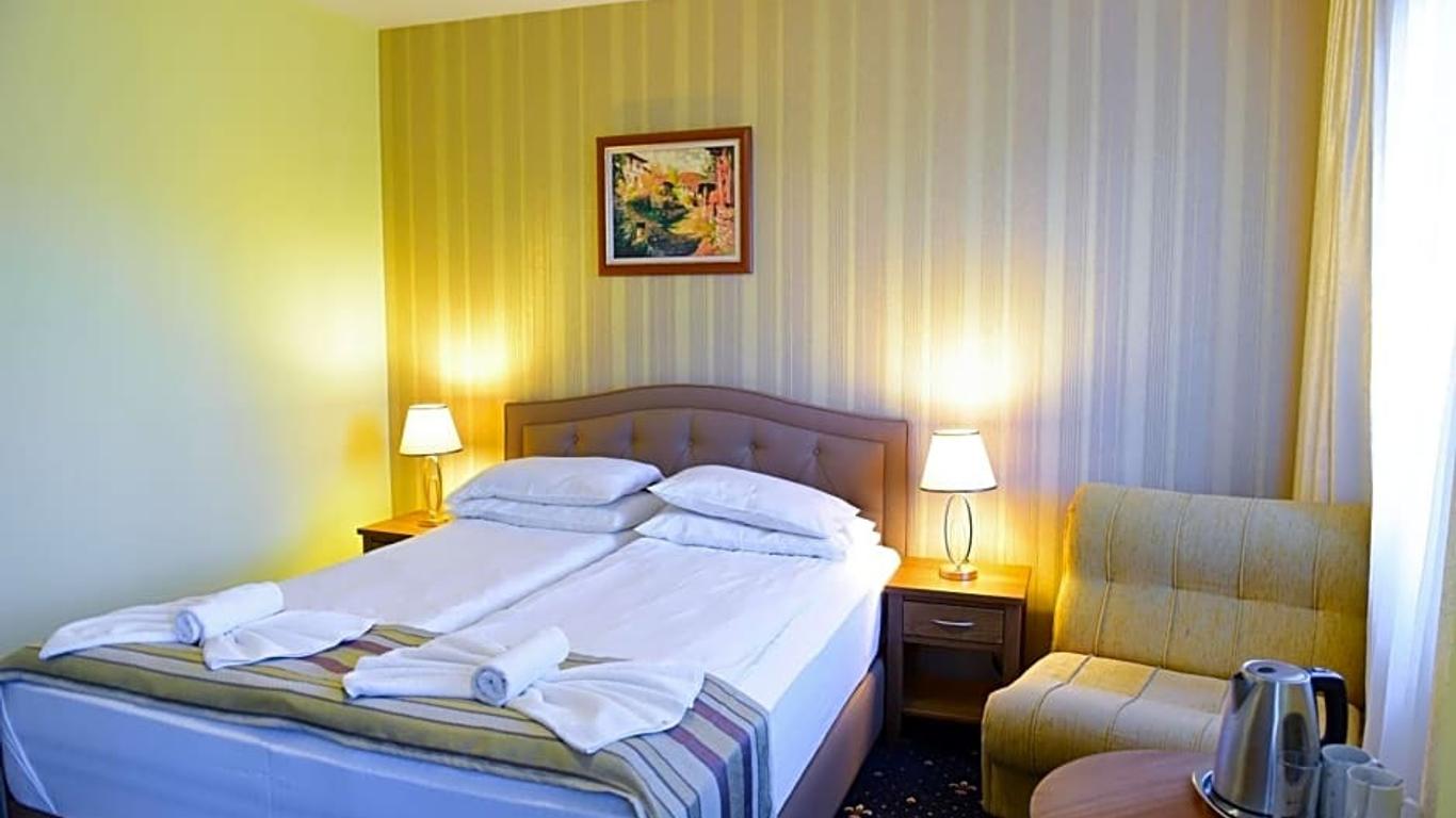 Family Hotel Lazur
