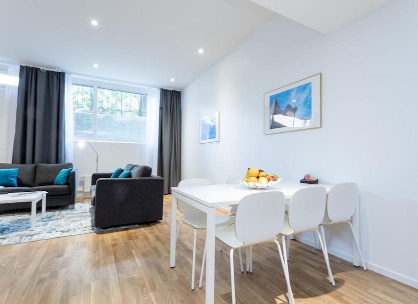 Dining room Photo