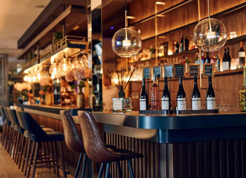 Bar Photo