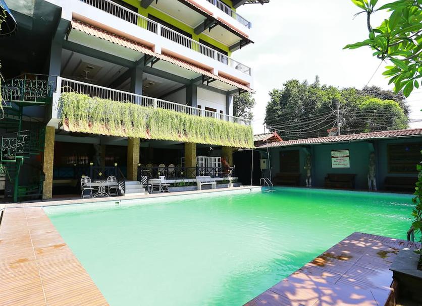 Pool Photo