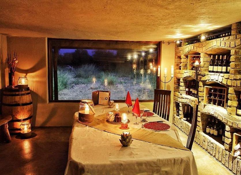 Dining room Photo