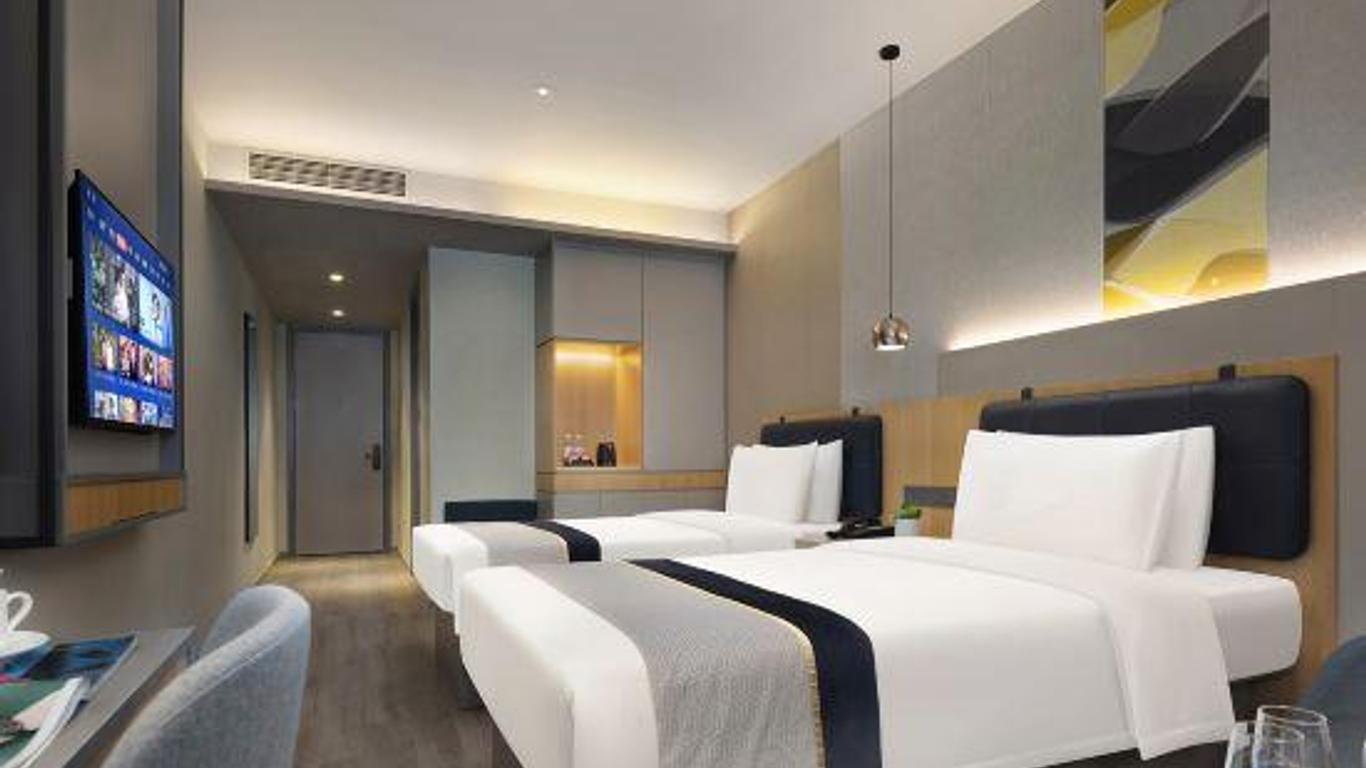 Homeinn Selected(metro station store of Xinda xin51 Plaza, Changsha)