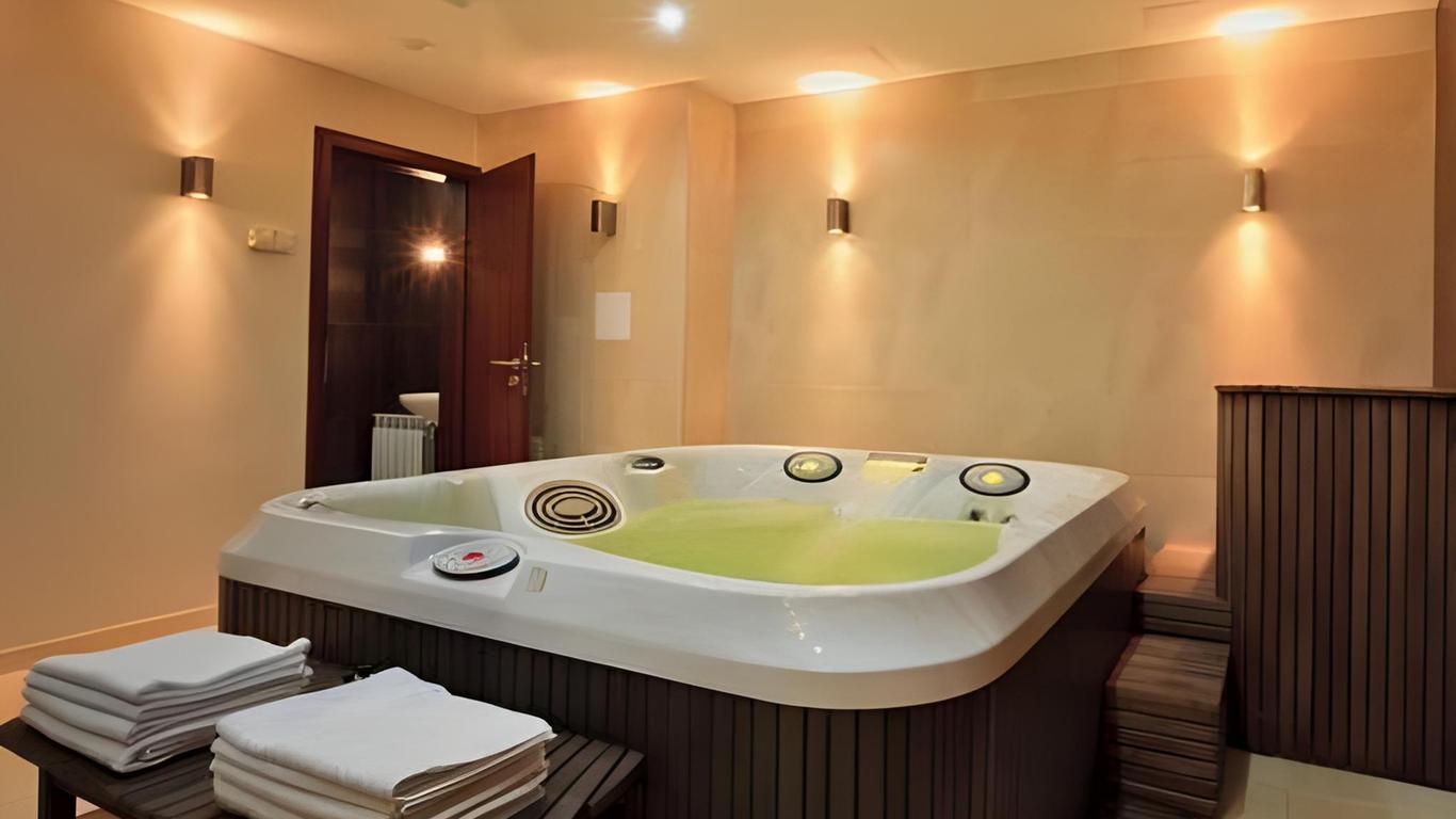 Graf Orlov Hotel
