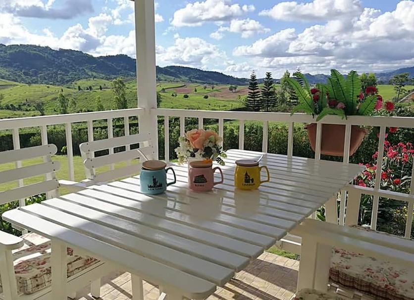 Balcony Photo
