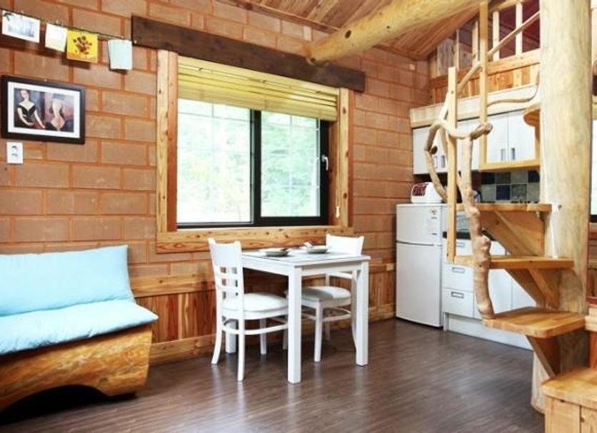 Dining room Photo