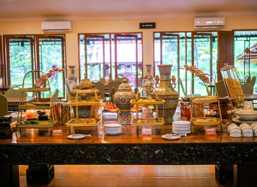 Buffet Photo