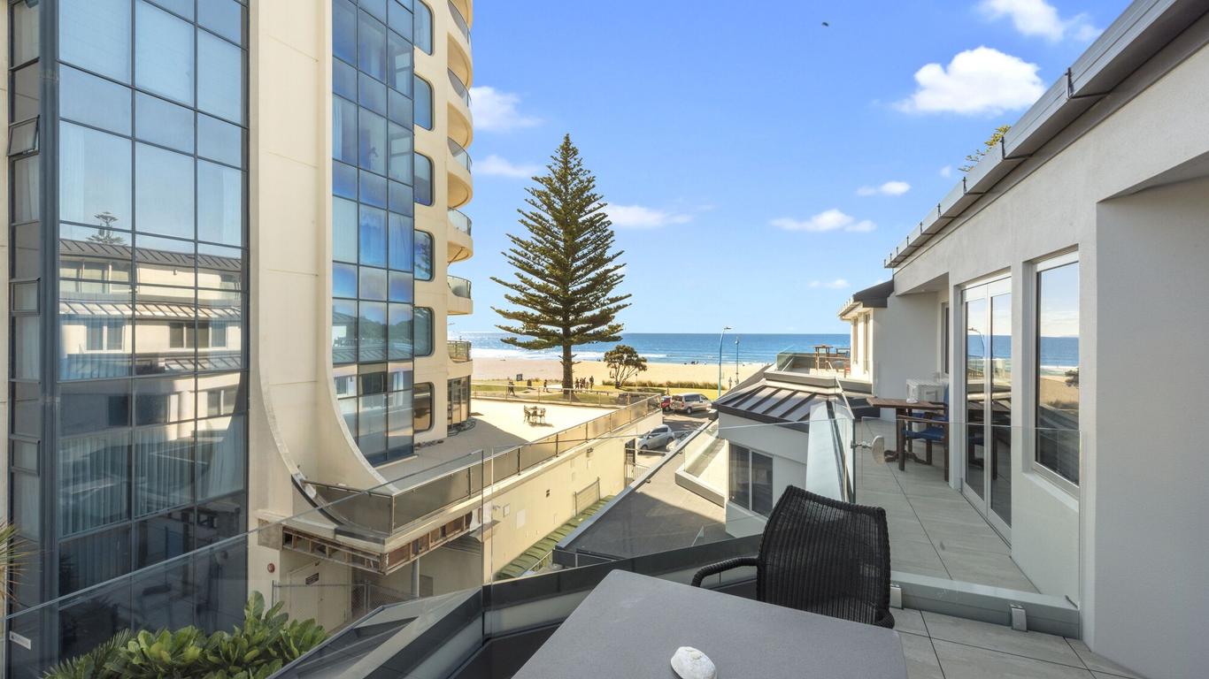 The Pavilions Beachfront Apartments