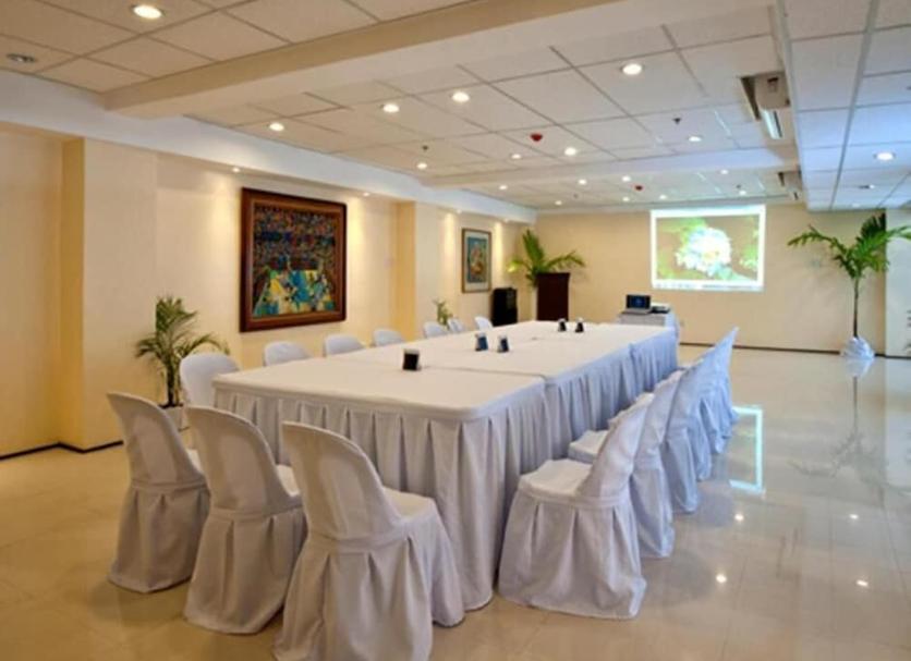 Conference room Photo