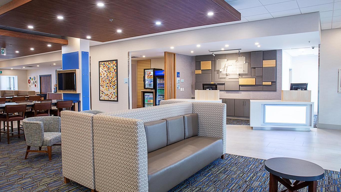 Holiday Inn Express & Suites Halifax – Dartmouth