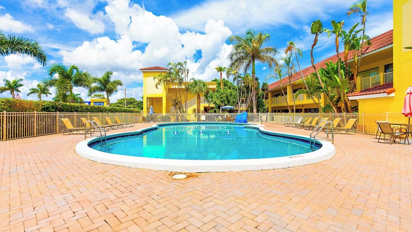 Oasis Boca Raton