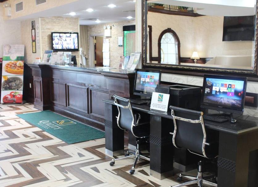 Business center Photo