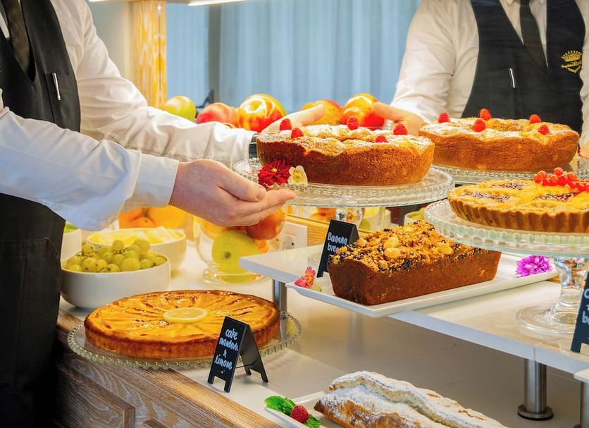 Buffet Photo