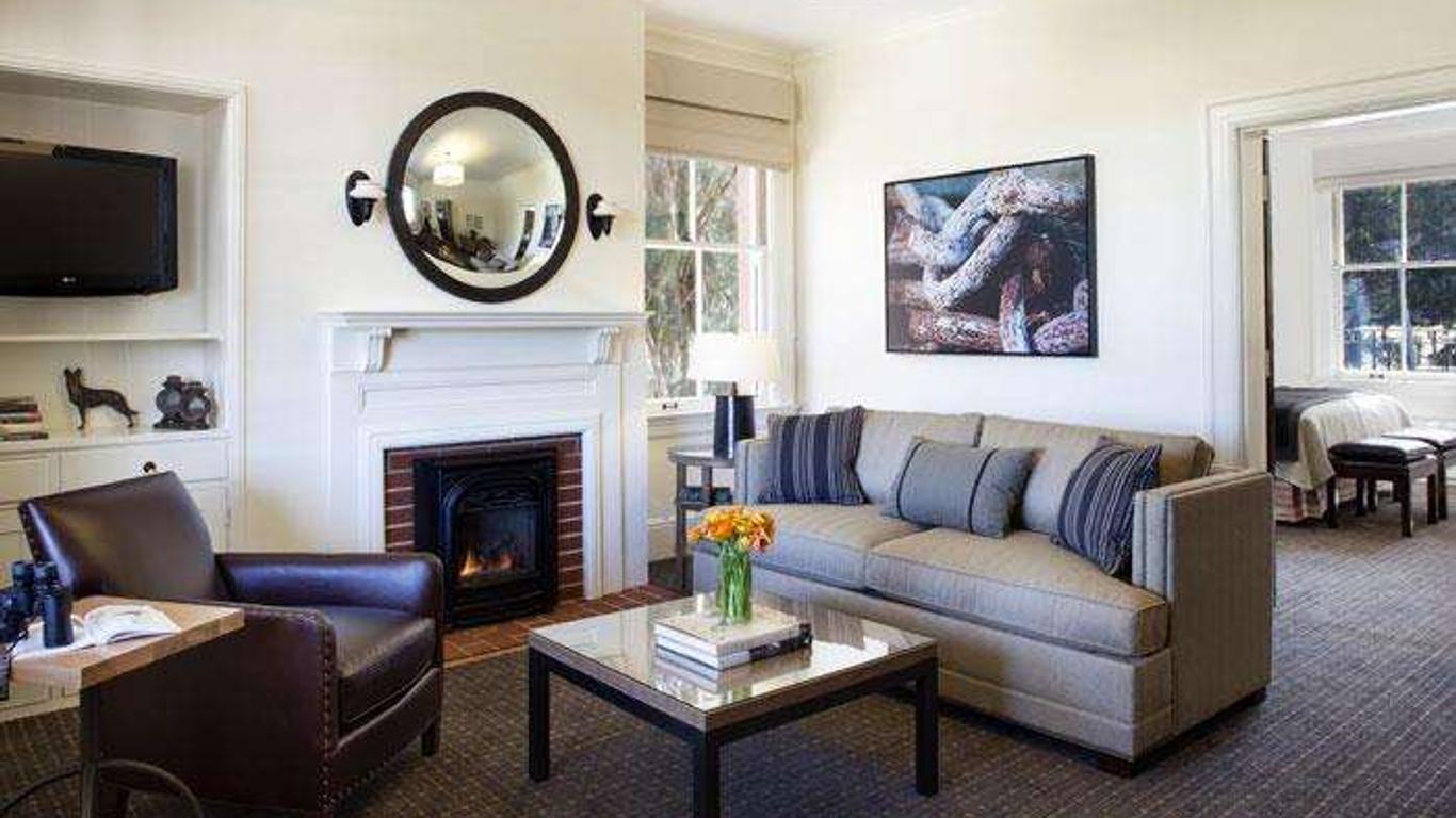 Inn At The Presidio