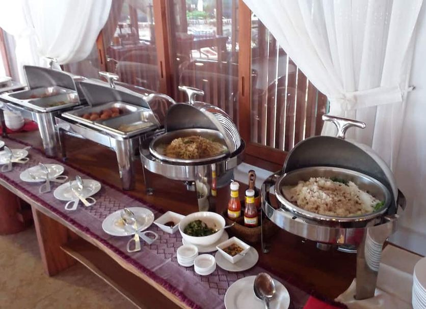 Buffet Photo