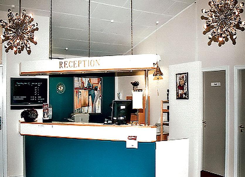Front desk Photo