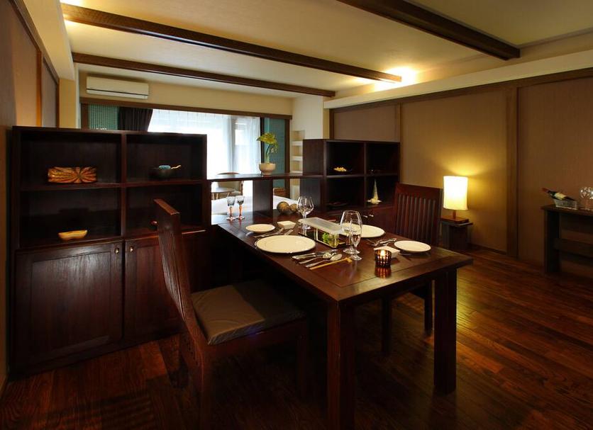 Dining room Photo