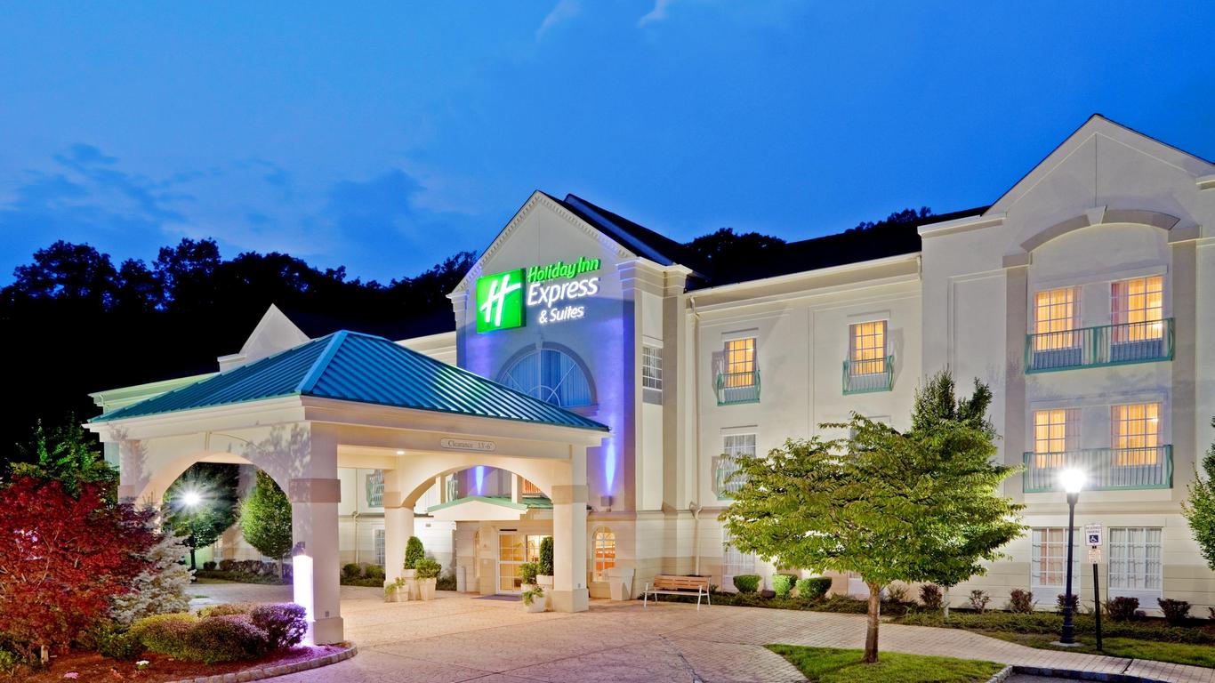 Holiday Inn Express & Suites Mount Arlington-Rockaway Area