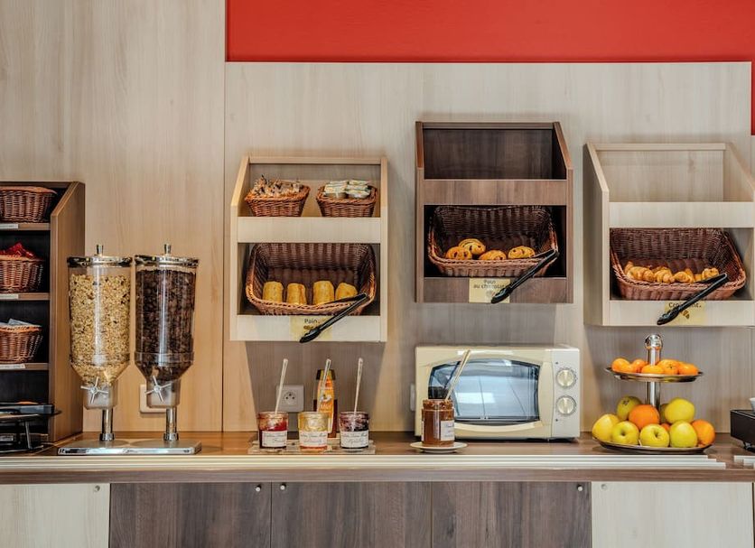 Buffet Photo