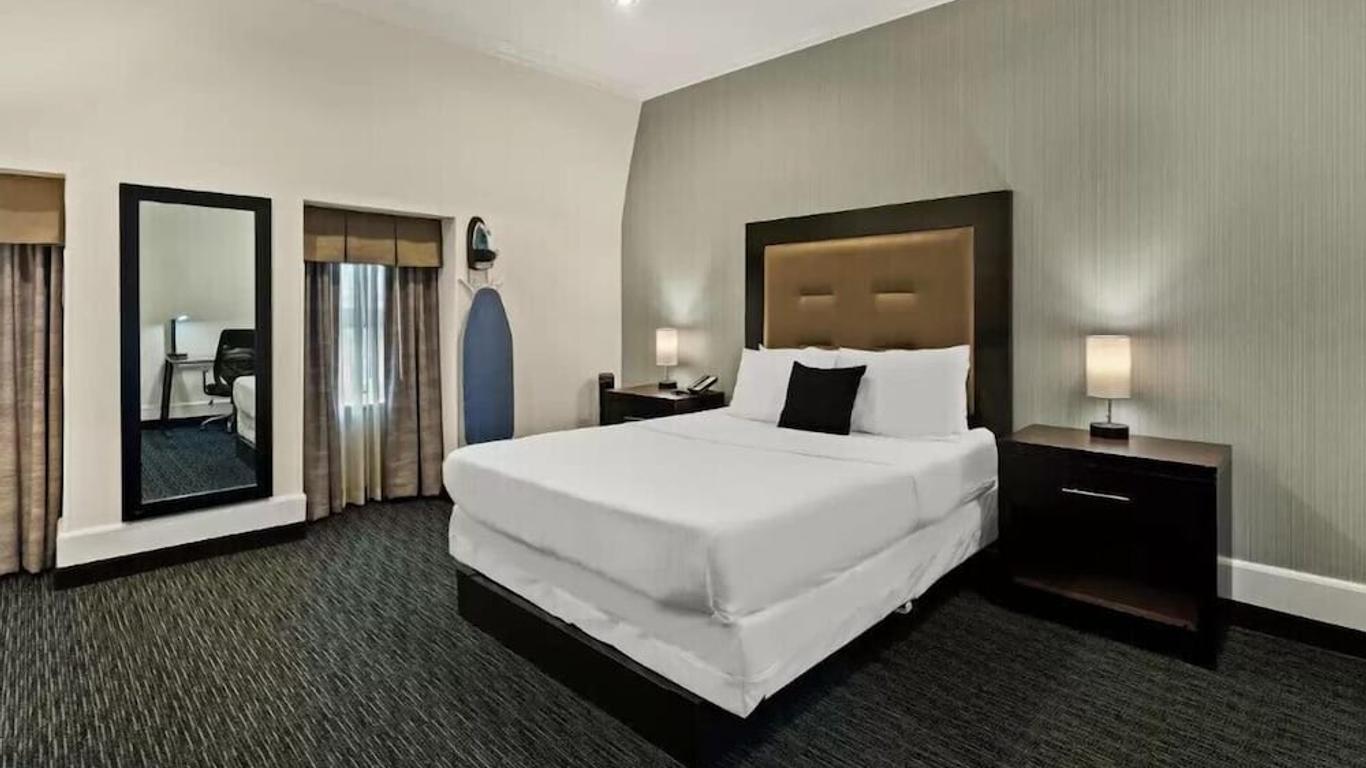 Quality Inn Center City