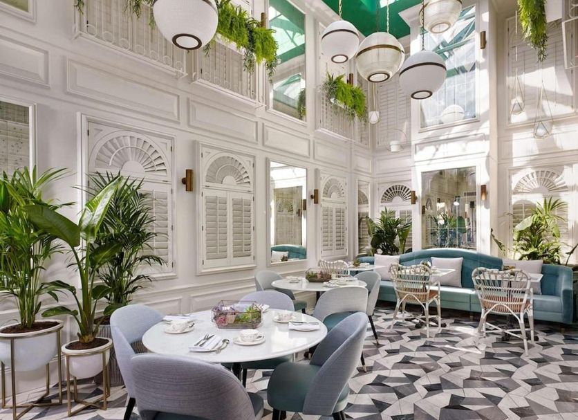 Restaurant Photo