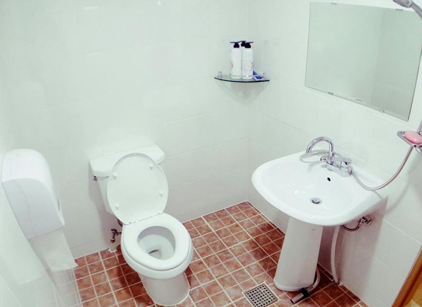 Bathroom Photo