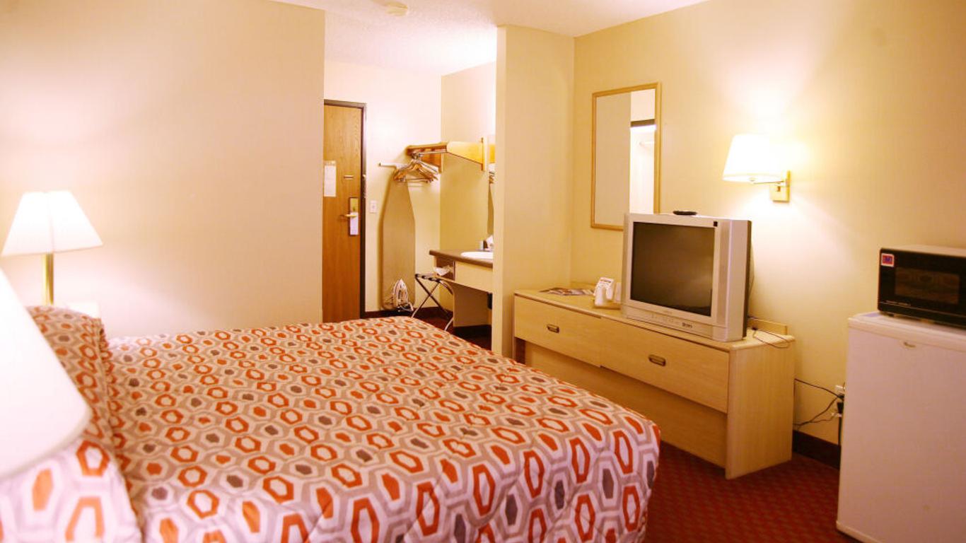 The Inn & Suites Sw Omaha