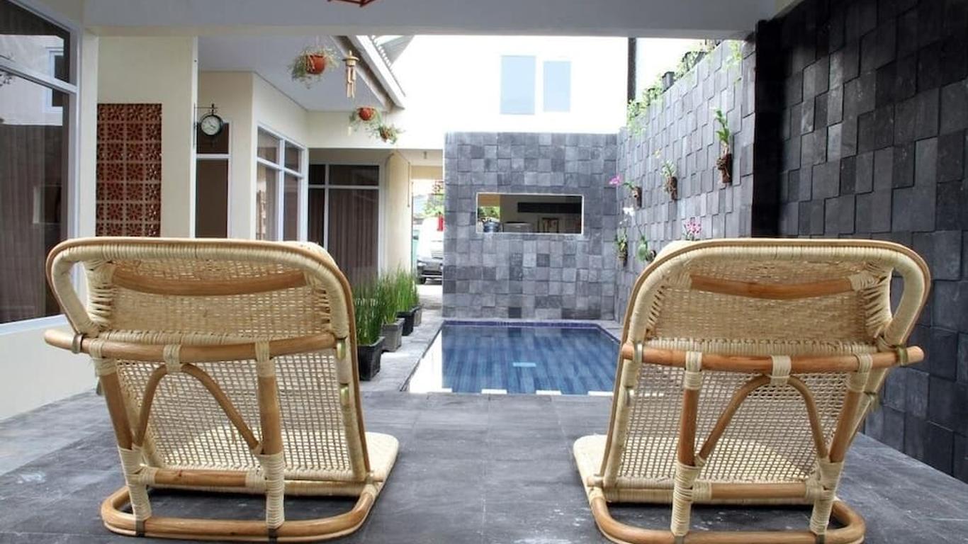 Green Leaf Guest House by Sinergi