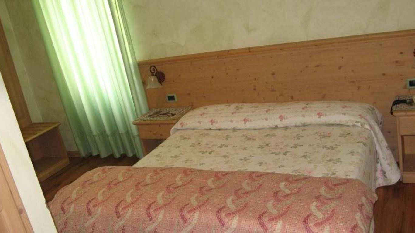 Hotel Romanda