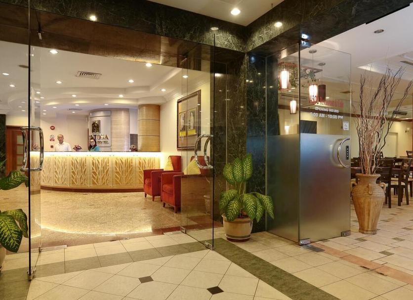 Front desk Photo