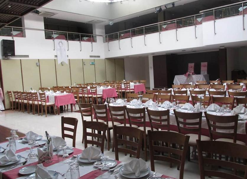 Banquet hall Photo