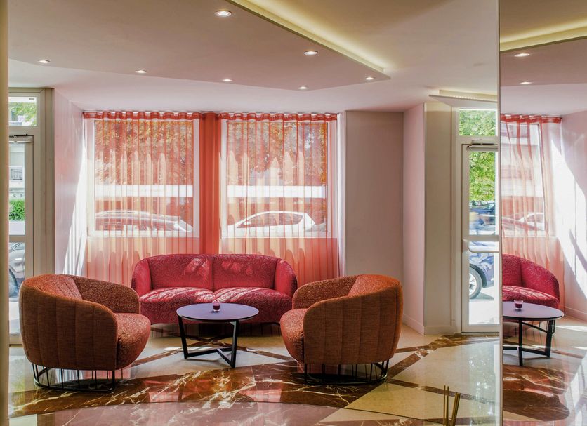 Lounge Photo
