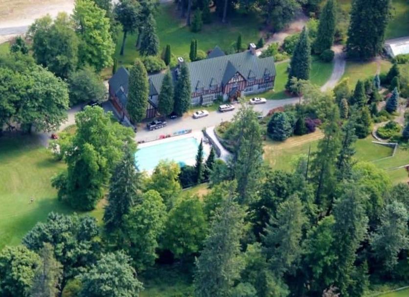 Outdoors view Photo