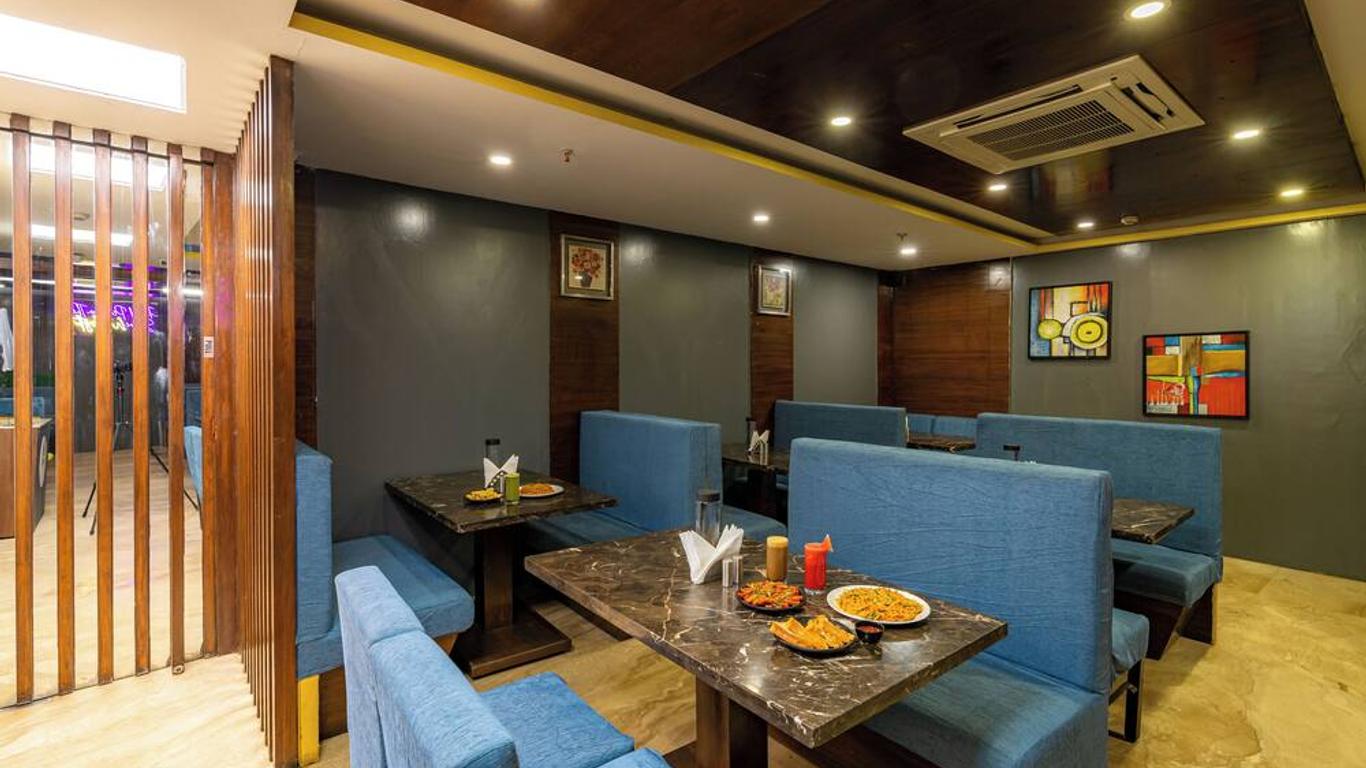 The Hosteller Bangalore, Brigade Road