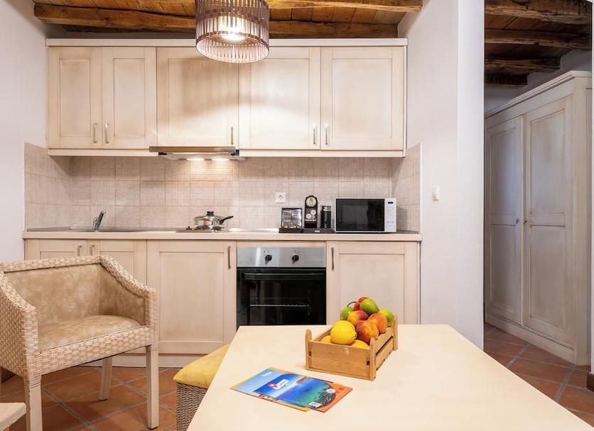 Kitchen Photo