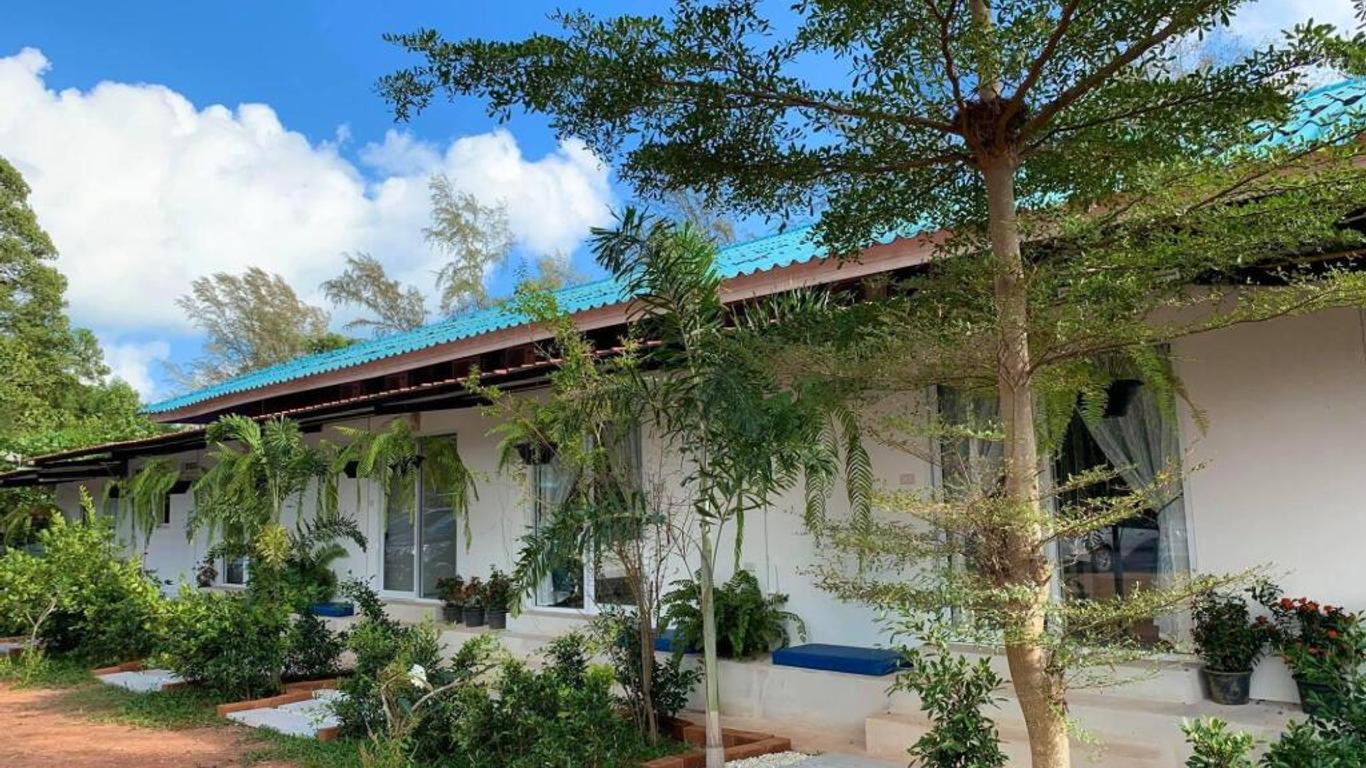 Baanboonpetch Resort